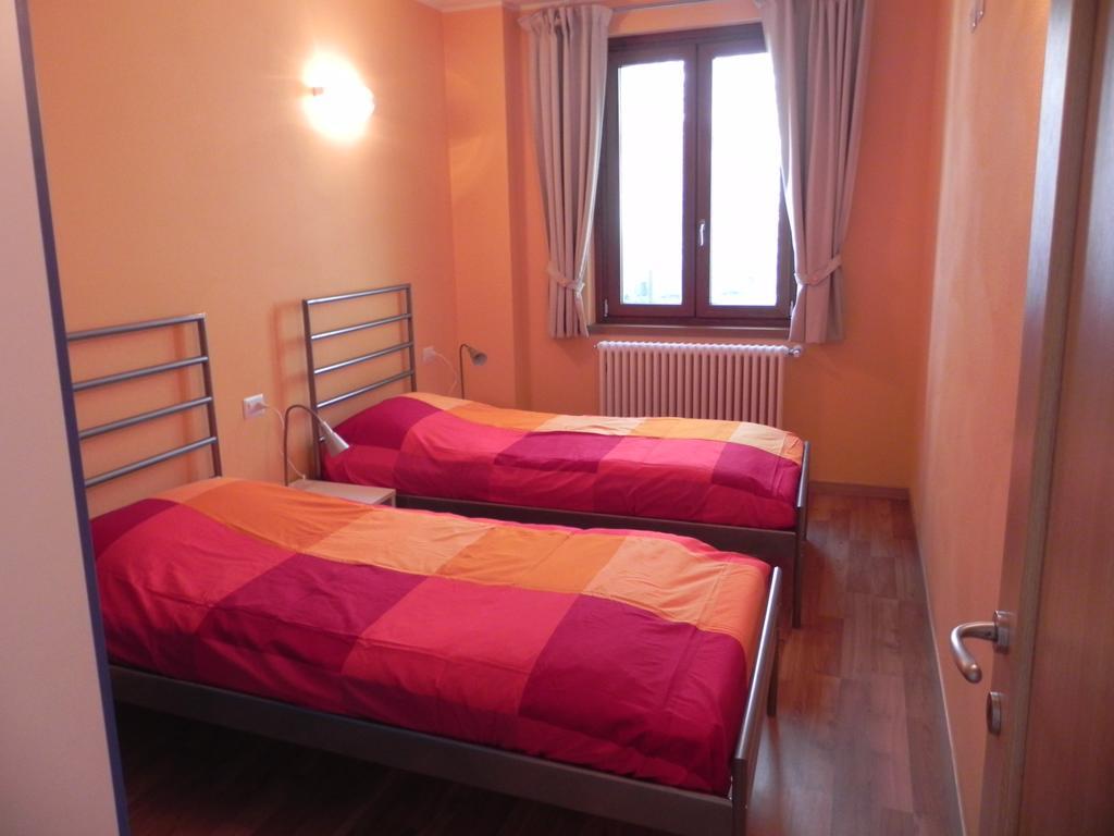Apartamento Casa Mattia Sorico Habitación foto